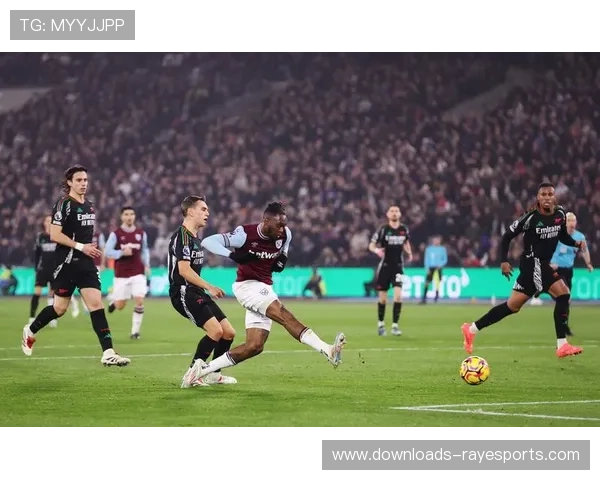 西汉姆联主场表现糟糕联赛垫底攻防漏洞严重亟待调整